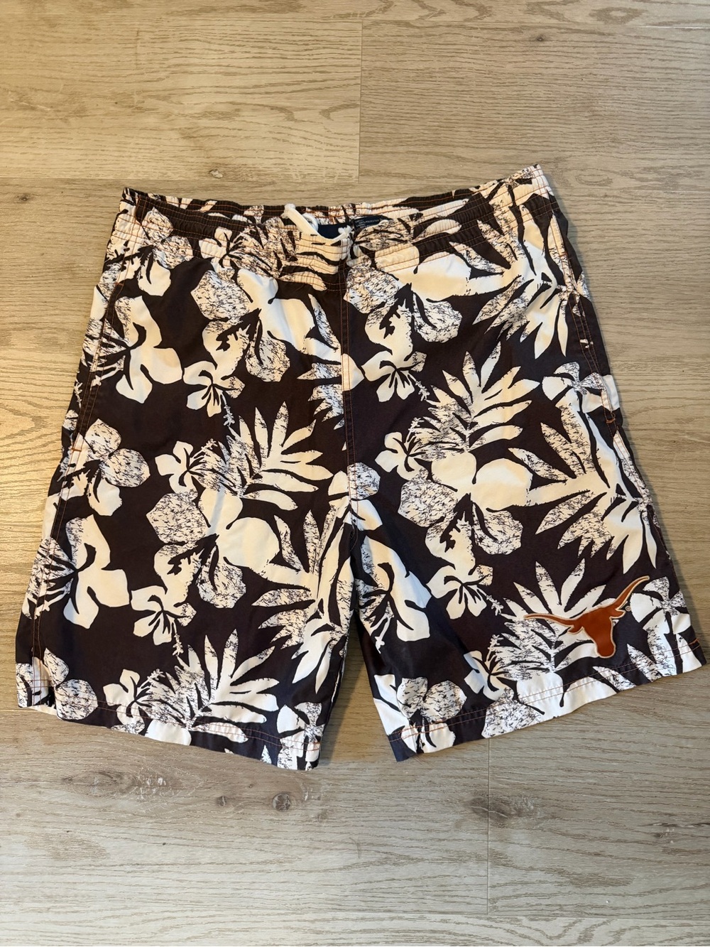 NCAA Univeristy of Texas Men's Hawaiian Swim Trunks with Longhorn embroidered